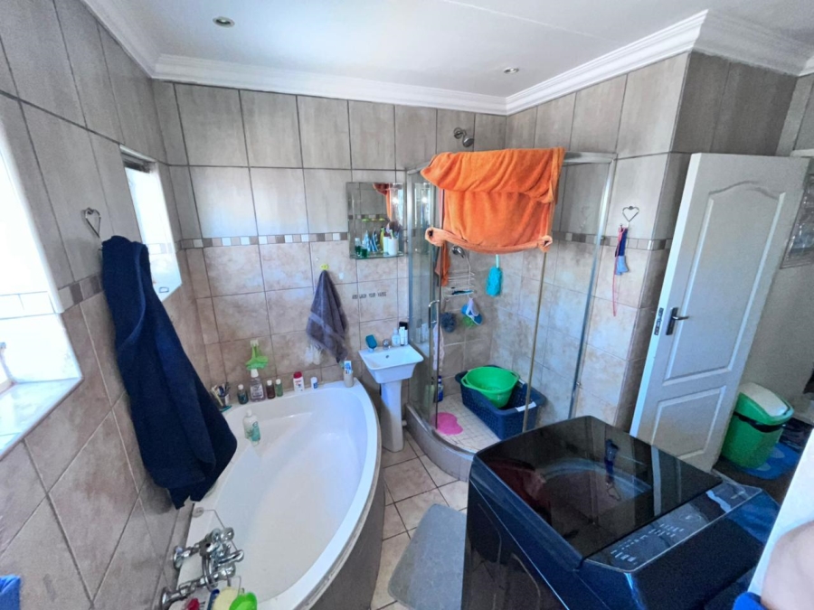 2 Bedroom Property for Sale in Navalsig Free State